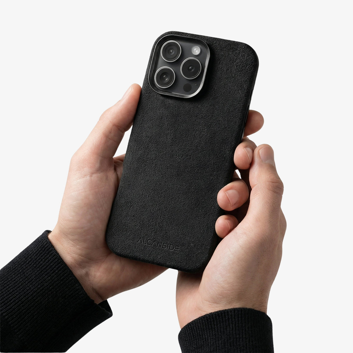 iPhone 16 Pro Max - Alcantara Case - Deep Black