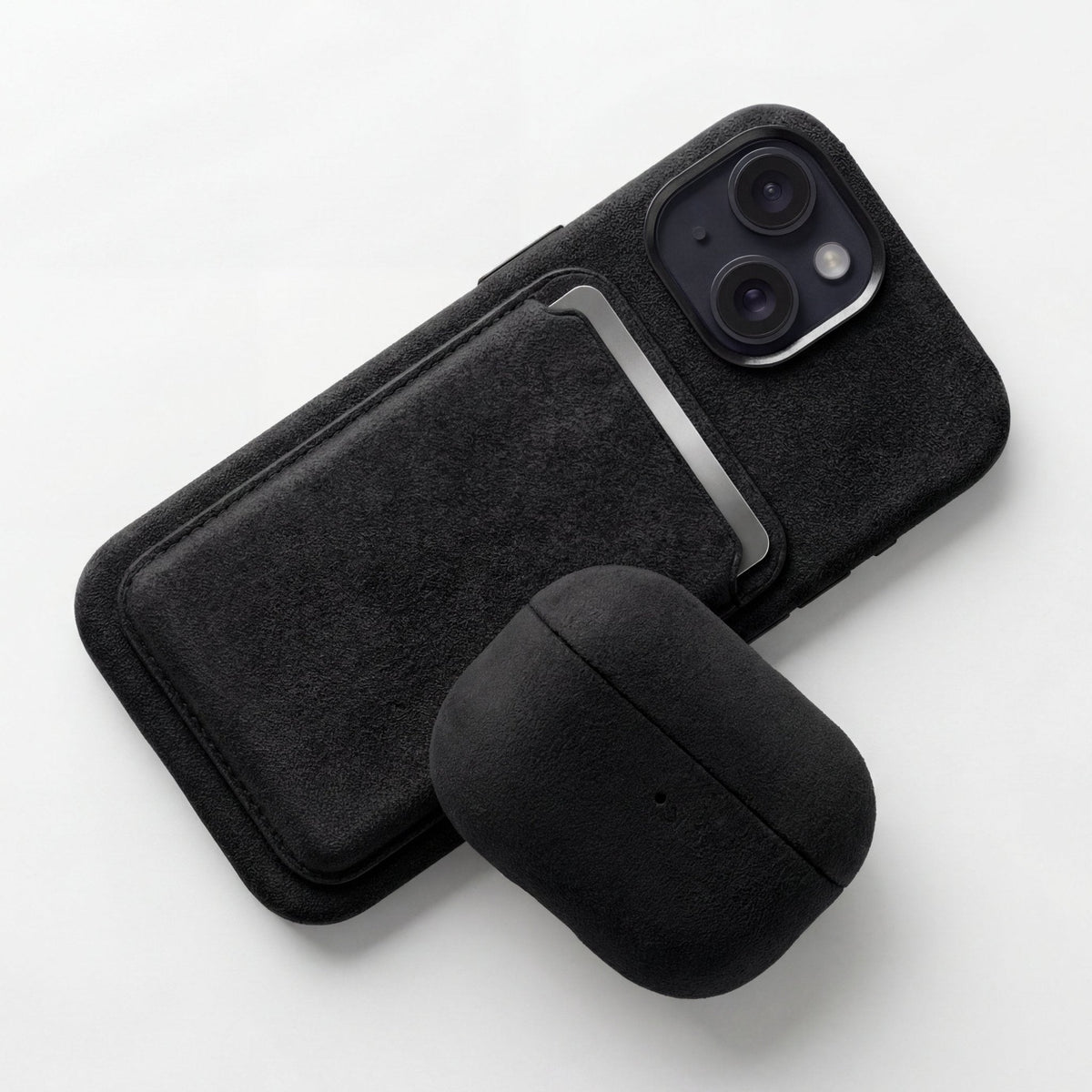 iPhone 15 - Alcantara Case - Deep Black