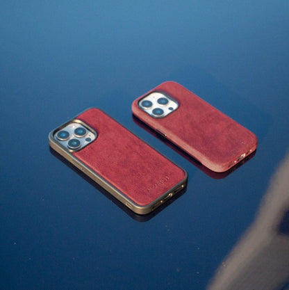 iphone 15 pro alcantara back cover - Wine Red